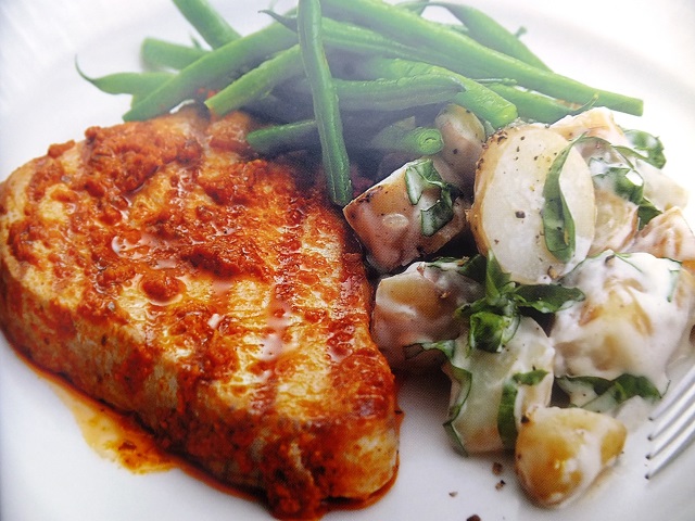 How to make chargrilled pesto tuna with potato salad? Chargrilled pesto tuna with potato salad recipes and ingredients shared on our page.