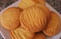 3 Ingredients simple biscuit recipe