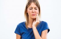What causes toothache? how to cure ?